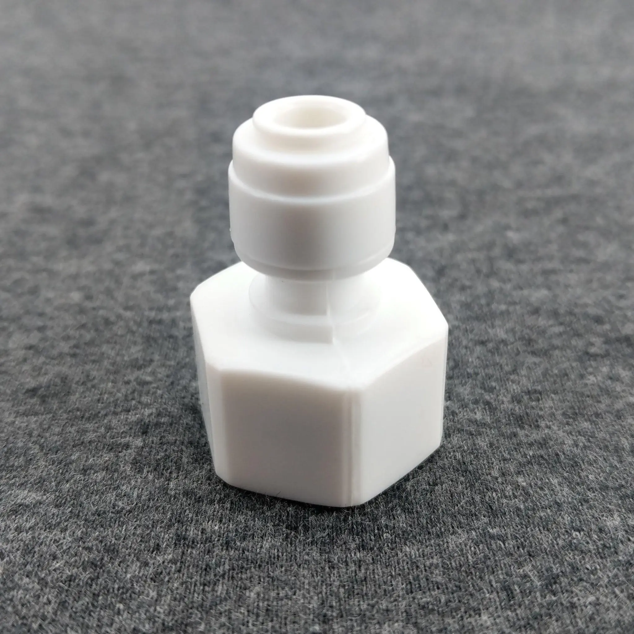 Monotight – 6.35 mm (1/4") x 1/2" binnendraad (female)